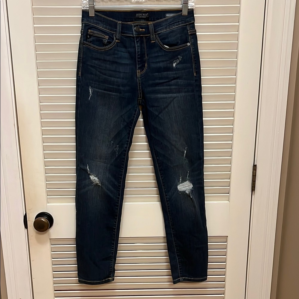 Judy Blue Distressed Jeans, Medium Wash, 7/28, GUC